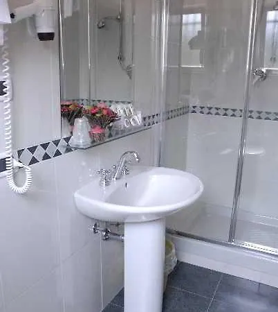 Aurora Garden ホテル ローマ