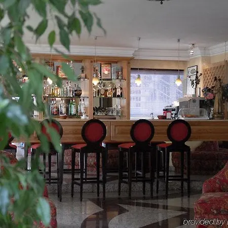 ホテル Aurora Garden ローマ