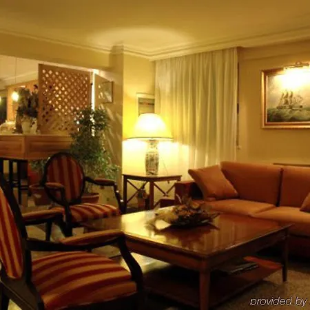 ホテル Aurora Garden ローマ