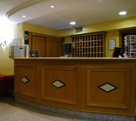 Aurora Garden ホテル ローマ