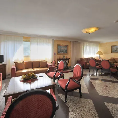 ホテル Aurora Garden