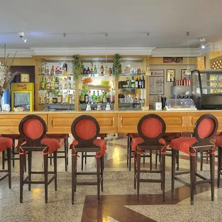 ホテル Aurora Garden