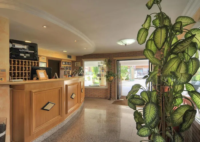 Aurora Garden 3* Roma