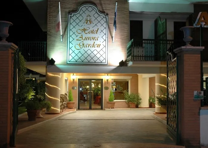 Hotel Aurora Garden 3*