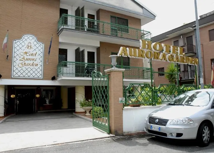 Hotel Aurora Garden 3*