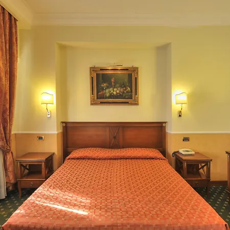 Aurora Garden 3* Рим