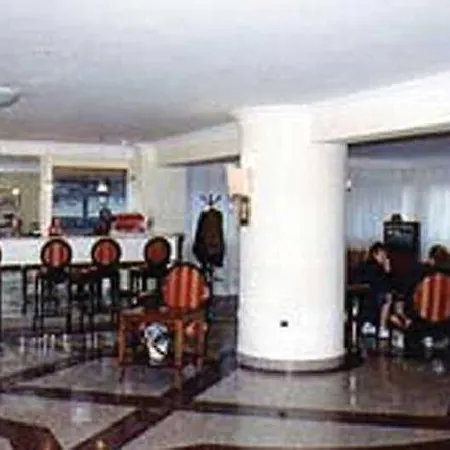 Отель Aurora Garden 3*