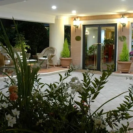 Aurora Garden Рим