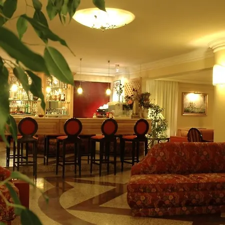 Aurora Garden Отель Рим