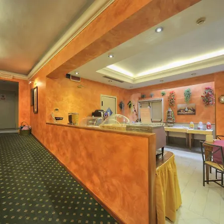 Aurora Garden 3* Рим